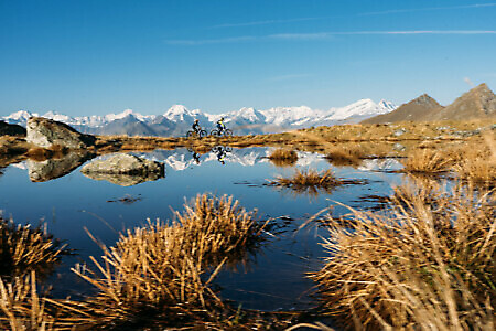 Lago di Monastero e alpe di Coassolo
