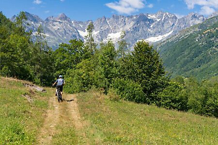 Sentiero natura della val Grande di Lanzo in MTB