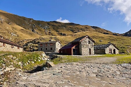 Lago di Monastero e Alpe Costapiana