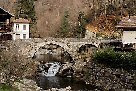 Ponte dell’avvocato e chiesa di San Giacomo