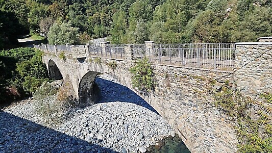 Ponte pedonale di Traves